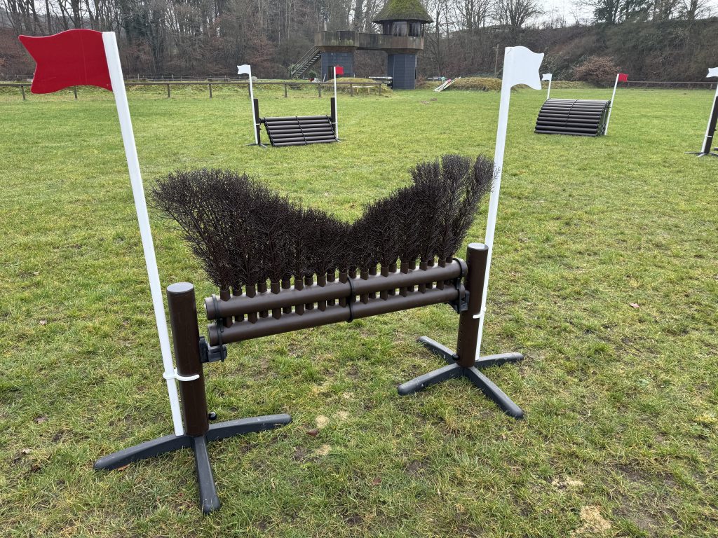 IMG_8220-scaled Gelände-Hindernisse